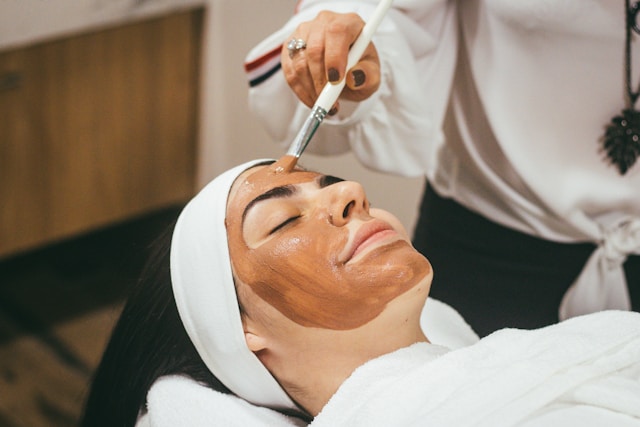 Hands-on beauty treatment at Pretty Woman Training Academy