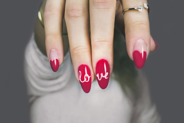Gel Nails Course — Pretty Woman Training Academy